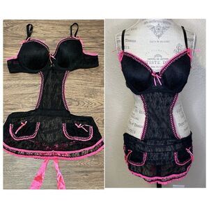 Just sexy Lingerie Ruffled Maids Lingerie Black and Pink Lace Size 2X